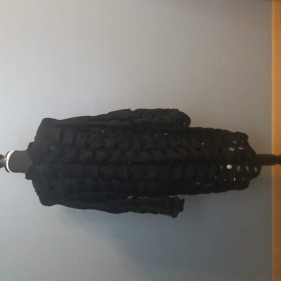 Cardigan - Picture 2 of 3